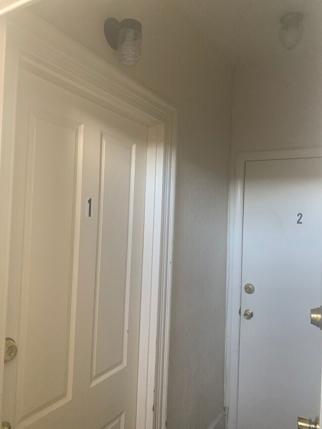 Building Photo - 1st Floor West End York City