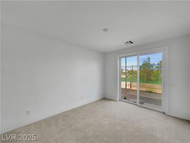 Building Photo - 134 Crooked Putter Dr