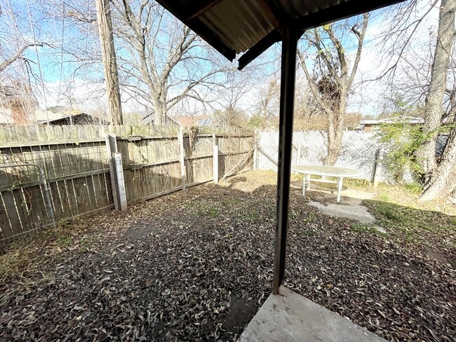 Building Photo - 111 5th Ave NW