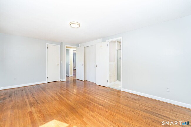 Building Photo - 99 Fuller Dr