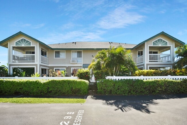 Building Photo - 75-6081 Ali'i Drive B203