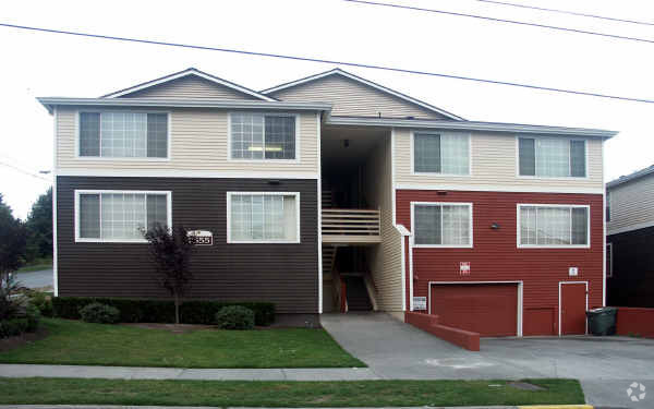 Building Photo - Wisteria Court