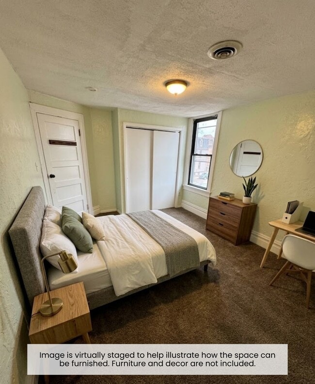 Building Photo - 303 Peebles St