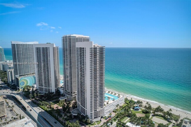 Primary Photo - 1830 S Ocean Dr