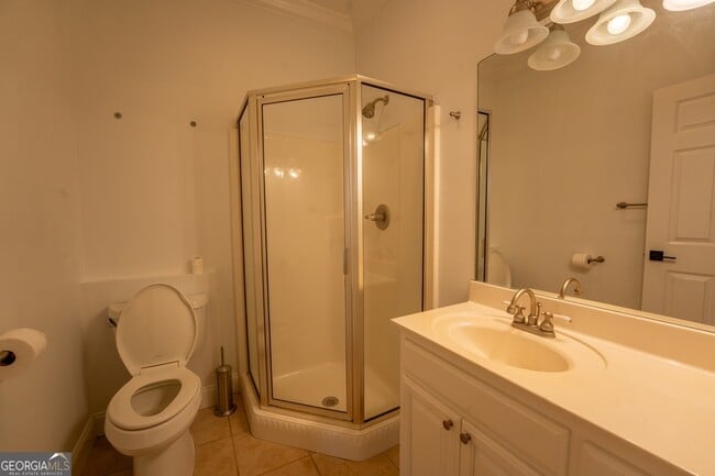 Building Photo - 2925 Orchard Dr