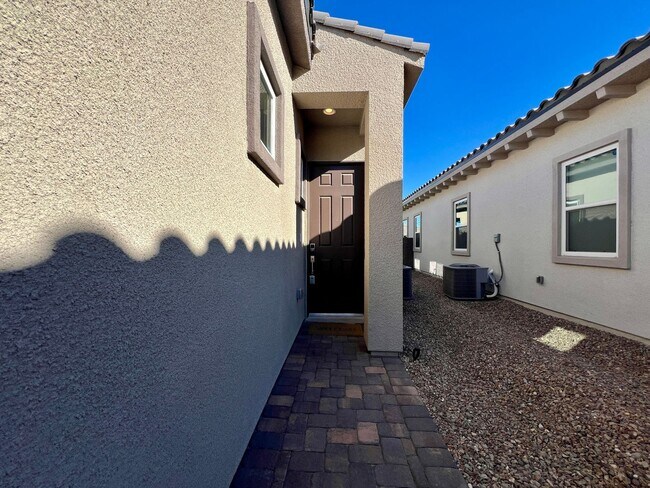 Building Photo - Immaculate 3 Bedroom Furnished Smart Home in Lake Las Vegas – A Tranquil Desert Oasis