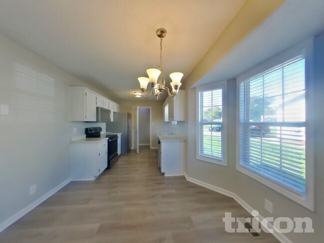 Building Photo - 421 Faulkner Dr