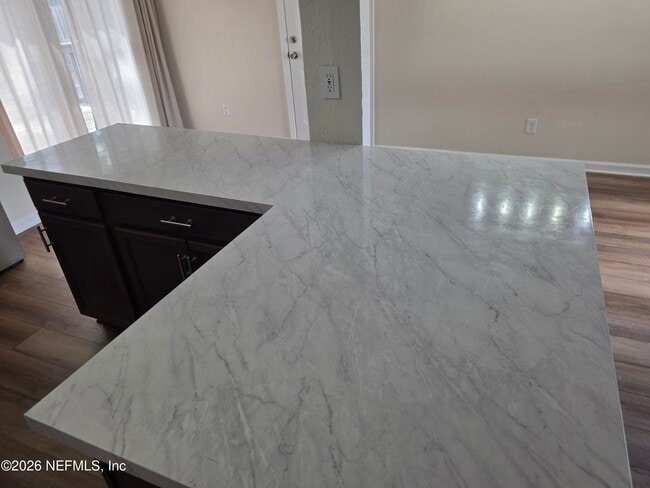 Building Photo - 3616 Toledo Rd