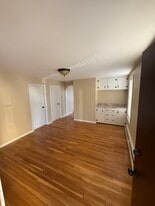 Building Photo - 102 Francis Ave