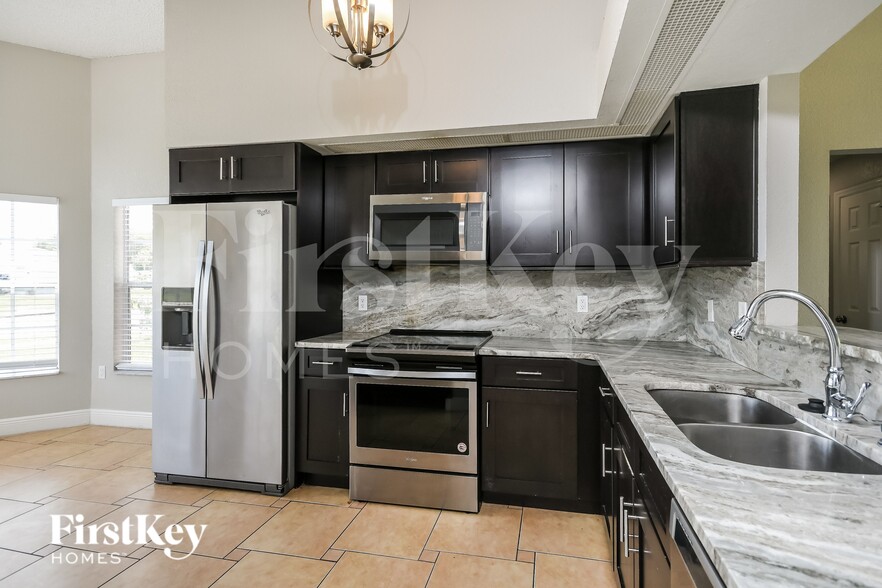 Building Photo - 13538 Texas Woods Cir