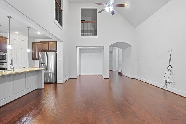 Building Photo - 5919 Solara Ledge Ln