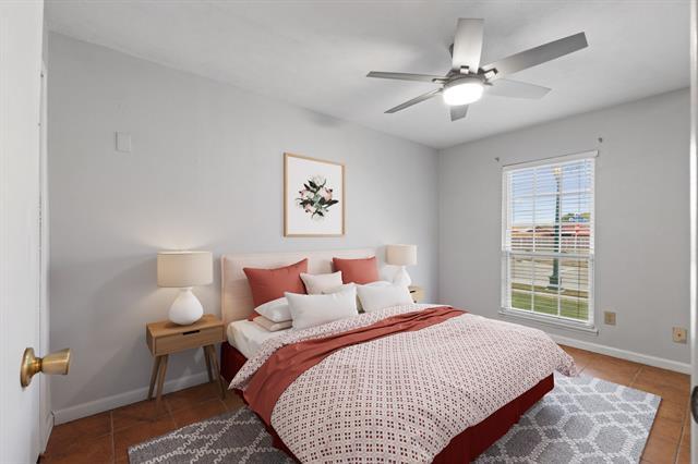 Building Photo - 5588 Squires Dr