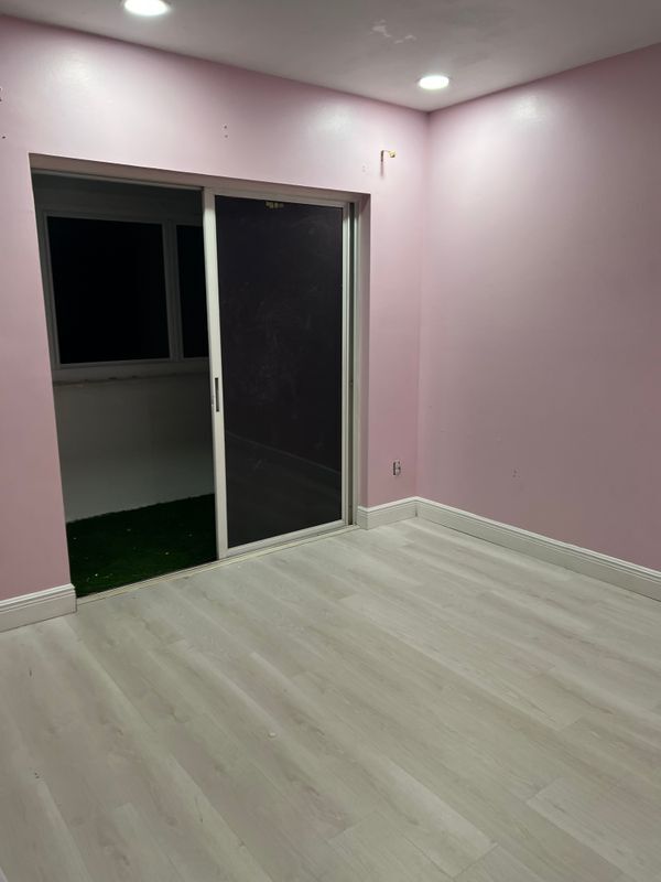 Building Photo - 5080 Elmhurst Rd