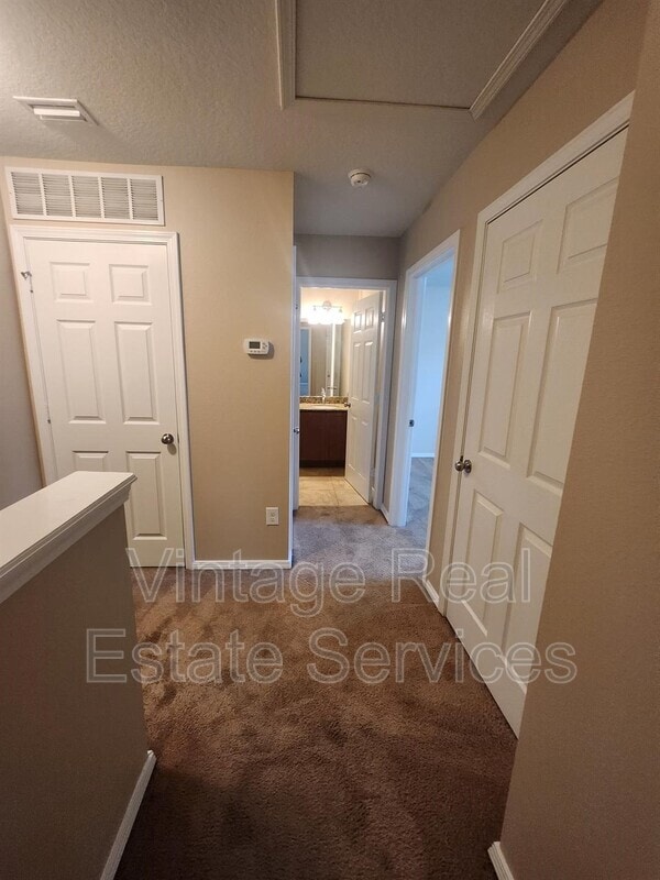 Building Photo - 4721 Chatterton Way