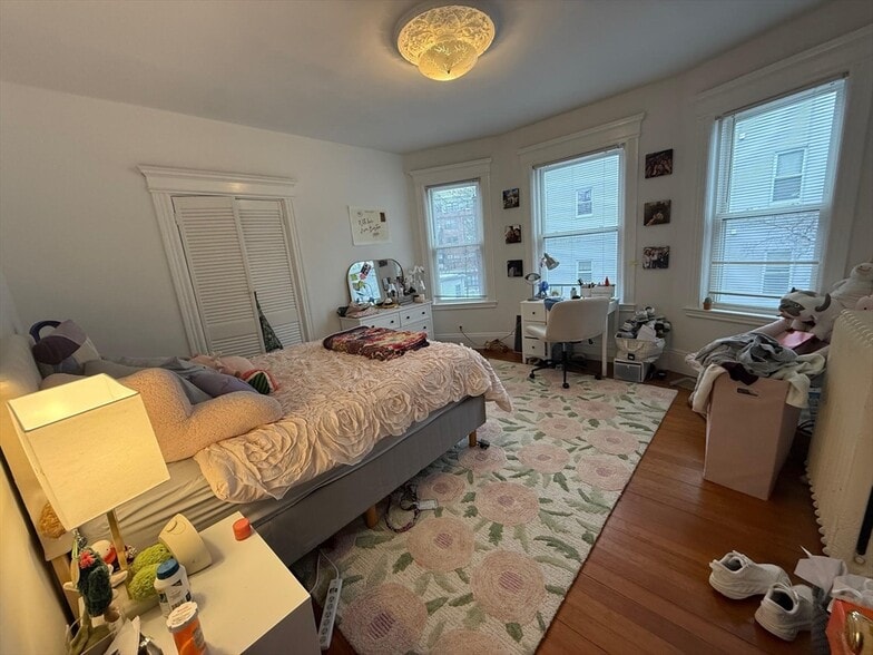 Building Photo - 98 Cypress St