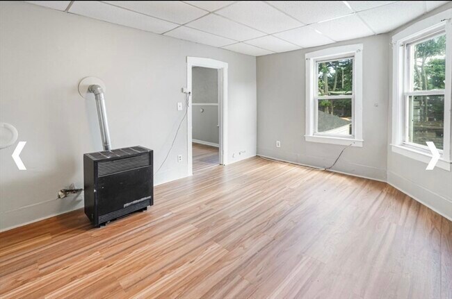Building Photo - 15 Mendon St
