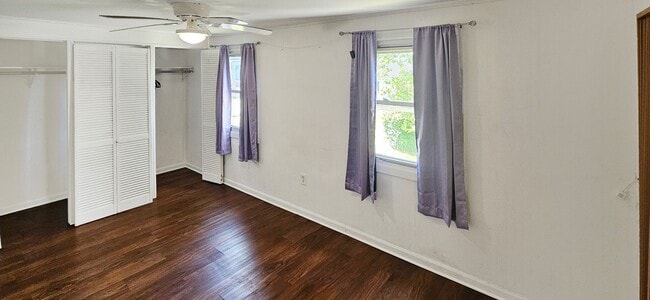 Building Photo - 1001 N Black Horse Pike