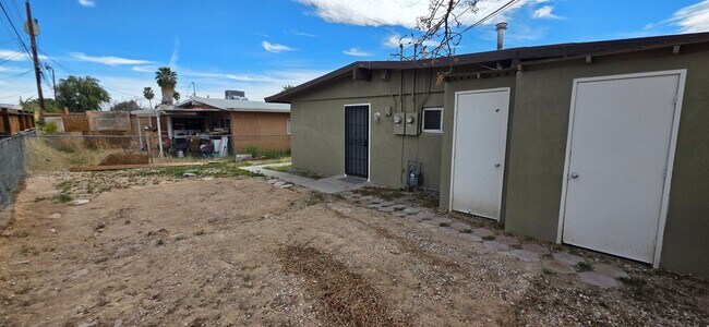 Building Photo - 1309 Exley Ave