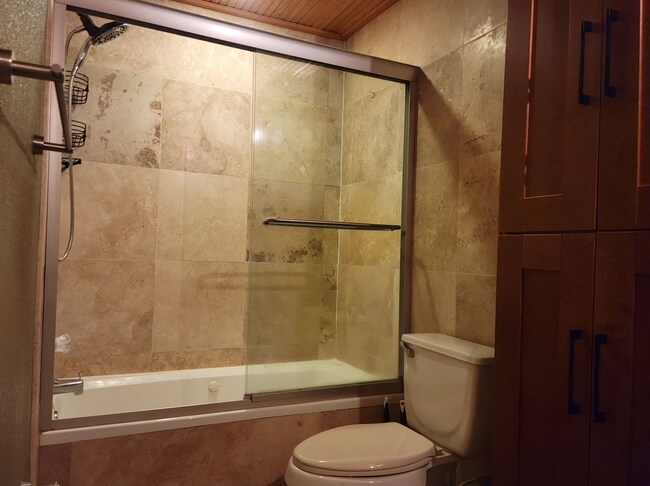 Building Photo - 5326 Fleetwood Oaks Ave