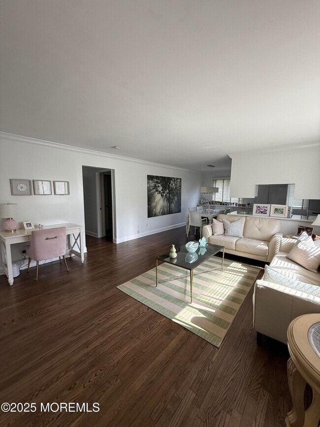 Building Photo - 35 Sternberger Ave