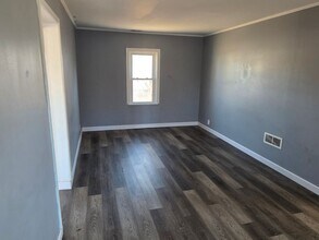 Building Photo - LIMITED TIME**NO APPLICATION FEE**1/2 OFF DEPOSIT**