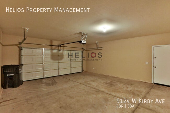 Building Photo - 9124 W Kirby Ave