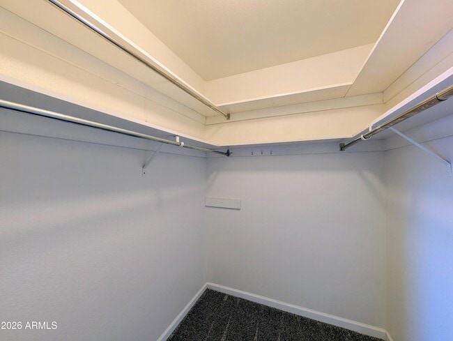 Building Photo - 10044 N 39th Ln