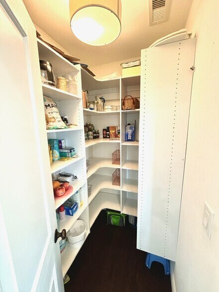 Pantry - 112 Duck Ridge Village Ct