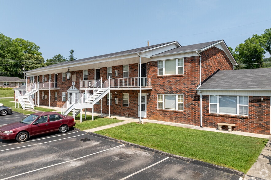 Primary Photo - East Court Apartments