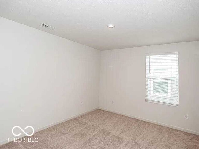 Building Photo - 5403 Veranda Dr