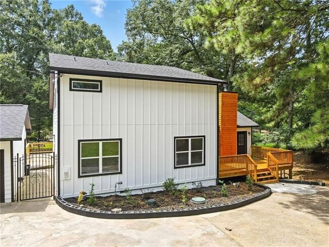 Building Photo - 7600 Fields Dr