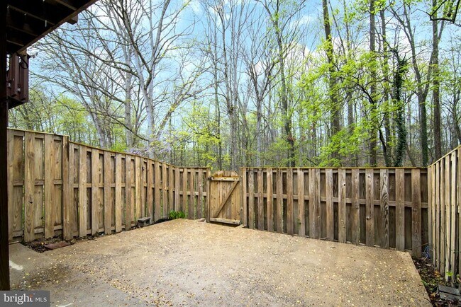 Building Photo - 7222 Lensfield Ct