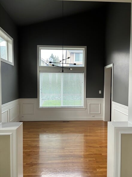 Building Photo - 2111 29th Avenue Ct SW