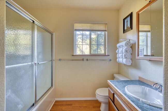 Building Photo - 70417 E Terrace Dr