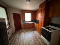 Building Photo - 1936 Chestnut St