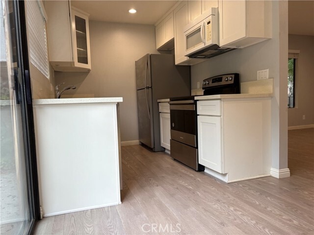 Building Photo - 21 Streamwood