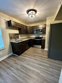 Building Photo - 8570 Chesapeake Blvd