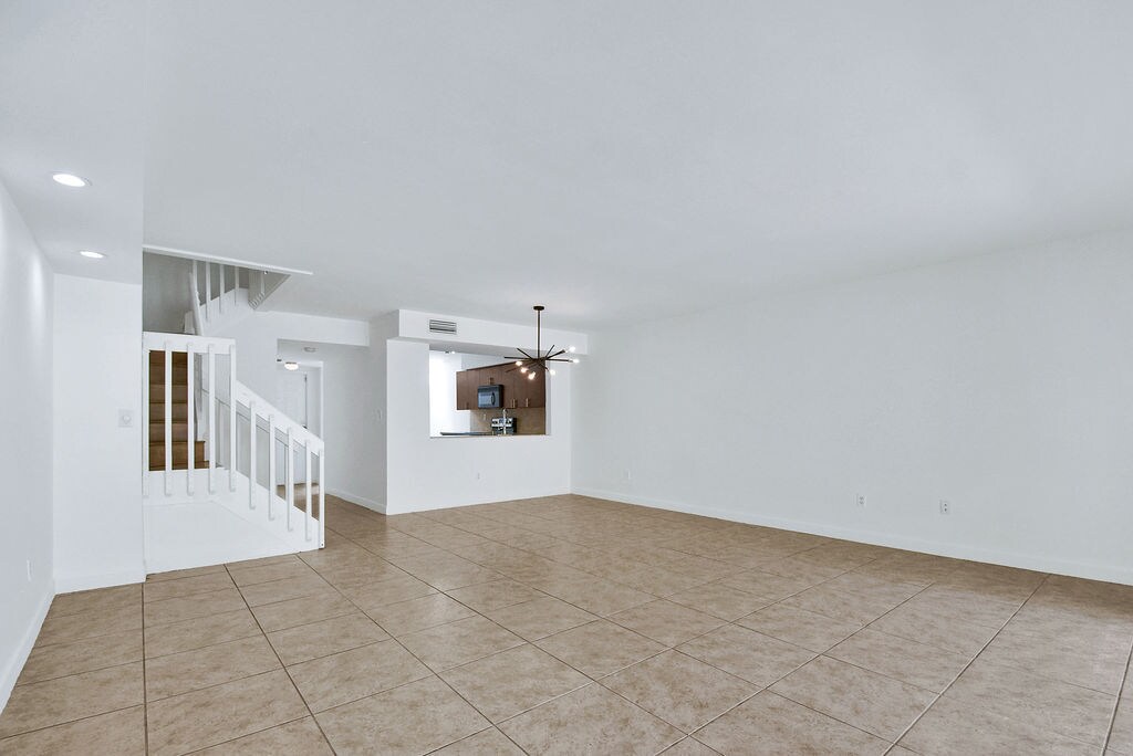 Building Photo - 3501 Magellan Cir