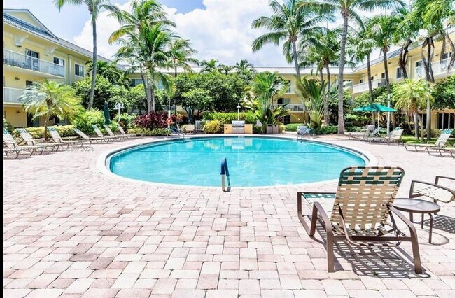 Building Photo - 1515 E Broward Blvd
