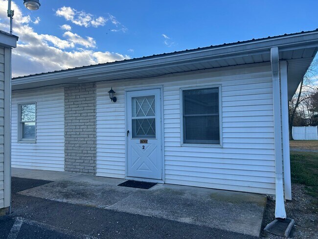 Primary Photo - 12635 Williamsport Pike