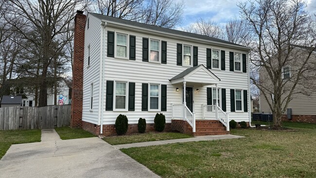 Building Photo - Hanover two story in Battlefield Green