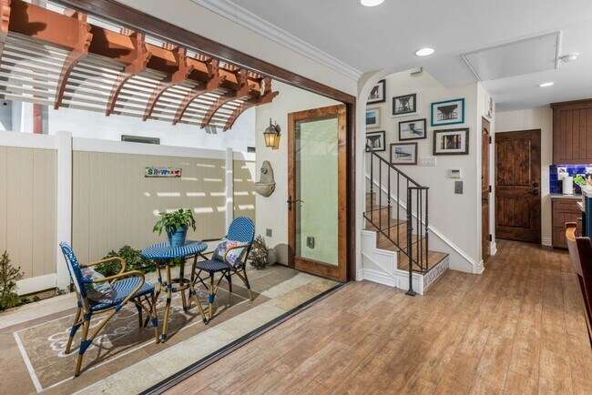 Building Photo - Newport Beach Balboa Peninsula Beach House with Rooftop Deck | Weekly & 30+ Night Stays