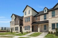 Building Photo - 3449 Sanjeev Dr