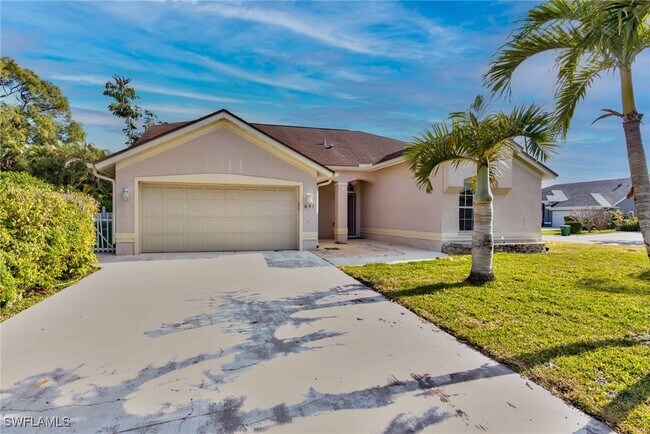 Building Photo - 691 Melville Ct