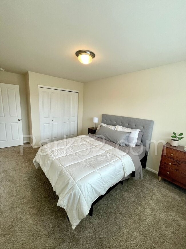 Building Photo - 3 Bedroom Plus Office Space Single Family Home in Lacey