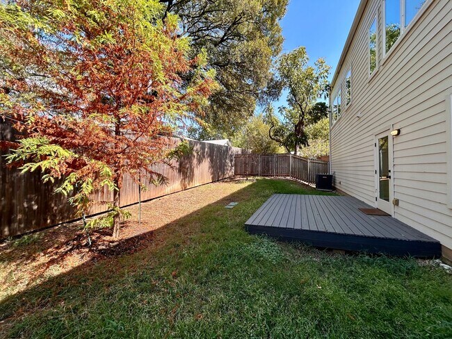 Building Photo - 4010 Clawson Rd