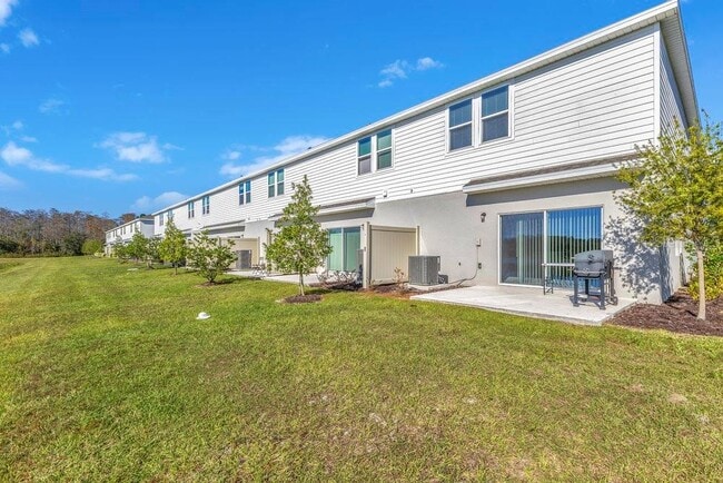 Building Photo - 3768 Sepia St