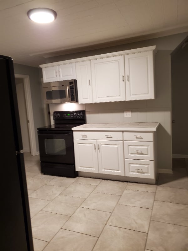 Building Photo - 115 Clay St