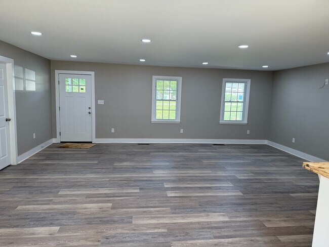 Building Photo - 1296 Buffalo Shoals Rd