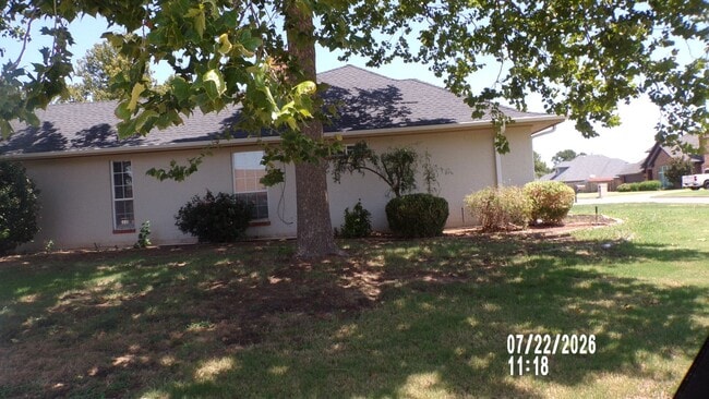 Building Photo - Fantastic home located in Wyatt Acres